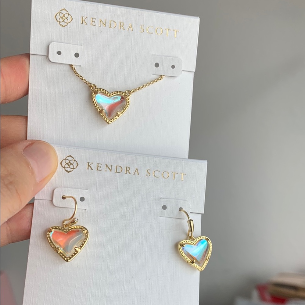 Kendra Scott Heart Necklace and Earrings Set